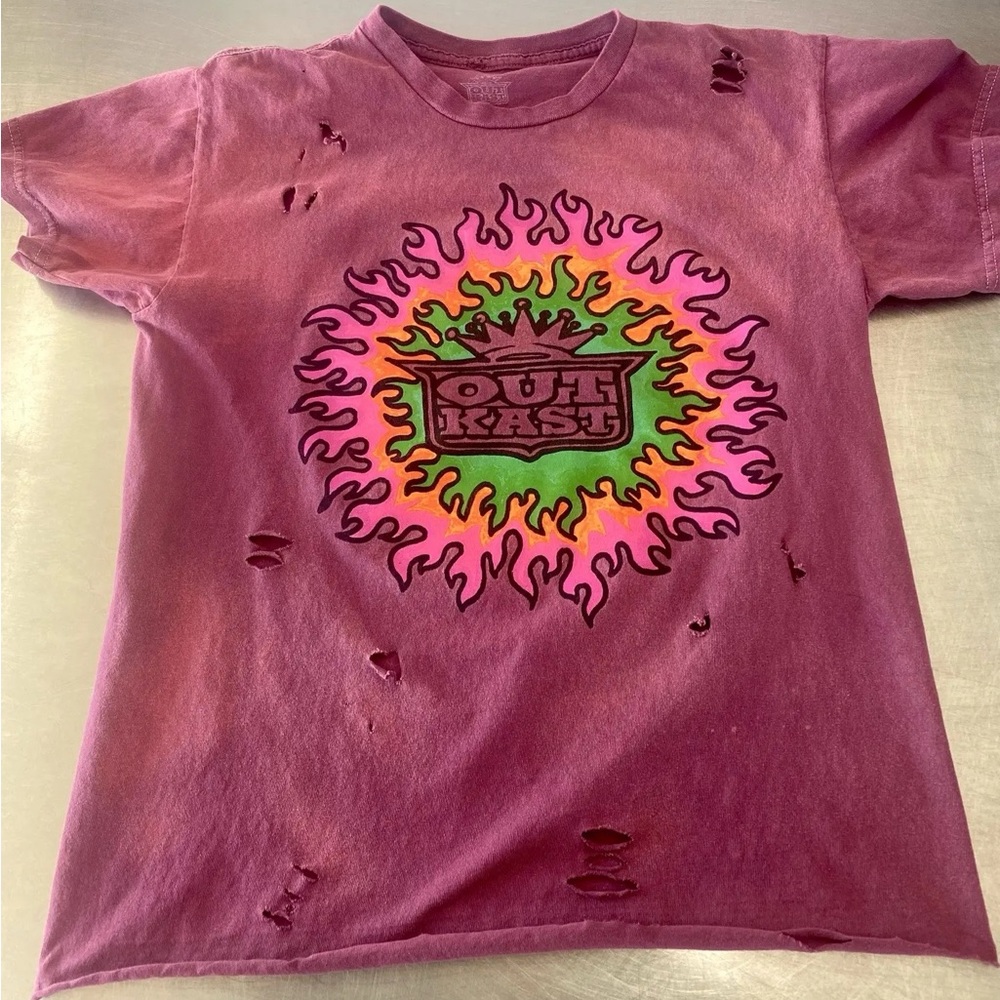 Pink Short Sleeve Tee with Graphic Design